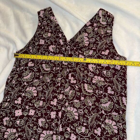 LOFT Women’s Purple Floral Pattern Tank Top Blouse Size Small EUC - Picture 7 of 9
